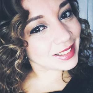 Meet your Posher, Elia